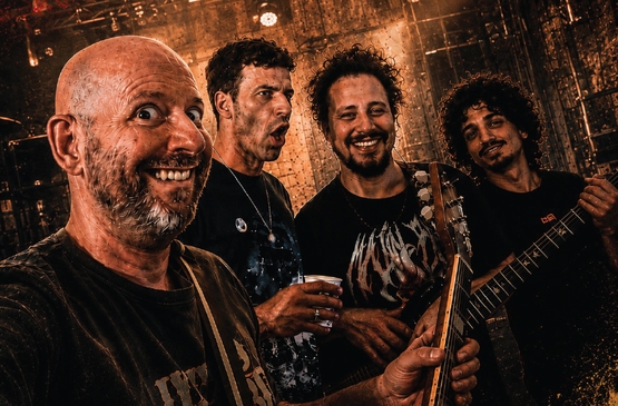 תמונת מופע: טל פרידמן והגברברים- 'על הבמה' עם המוזיקאי אילן שס
